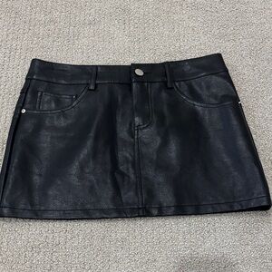 Edikted leather skirt!